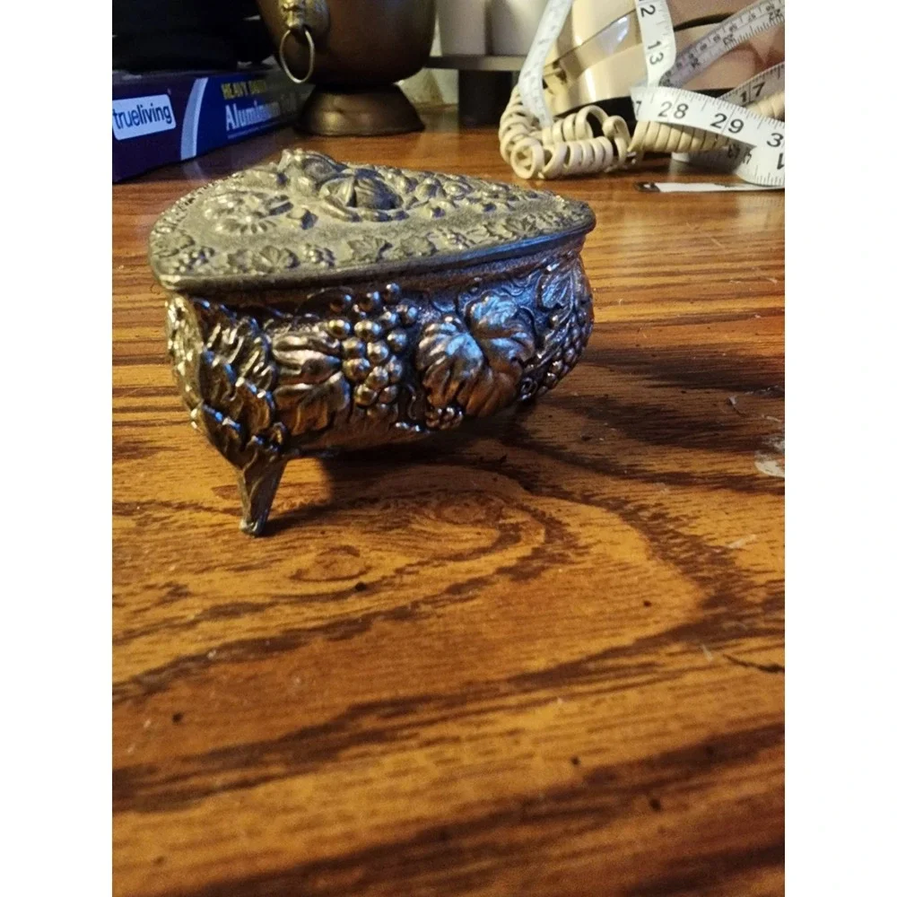 Vintage Art Nouveau Dainty Heart Shaped Footed Trinket Jewelry Box, Metal Floral